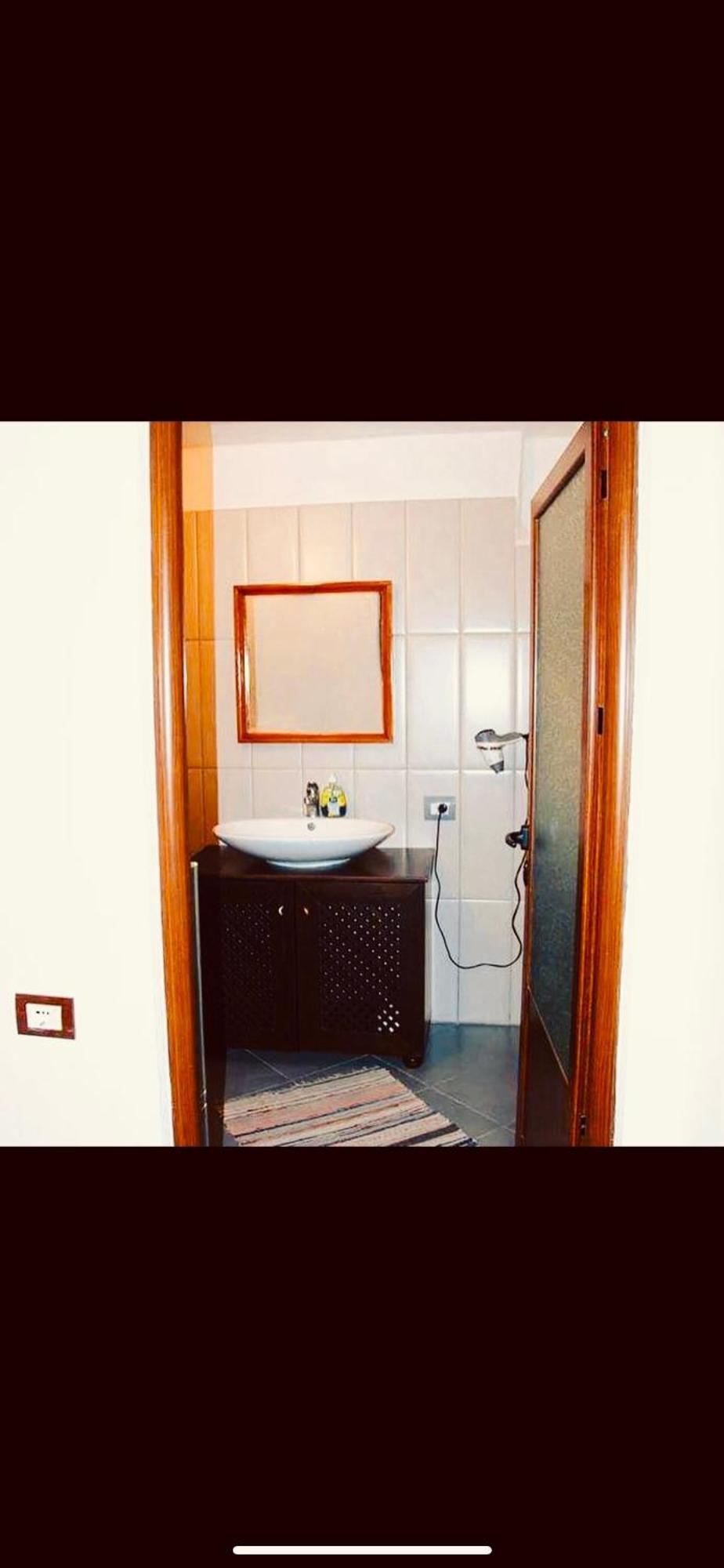 Kris Guesthouse Berat Exteriör bild